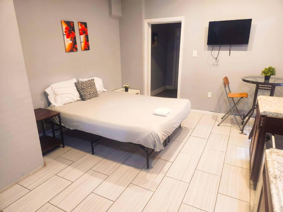 1St Floor Studio Near Airport With Small Kitchenette Lägenhet Philadelphia Exteriör bild